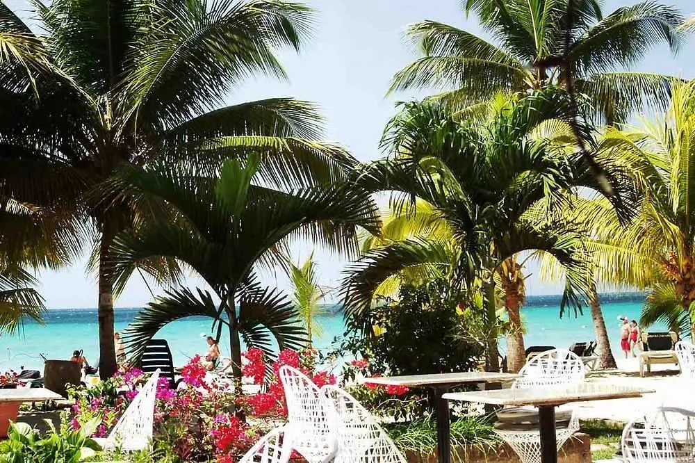 Charela Inn Negril Otel