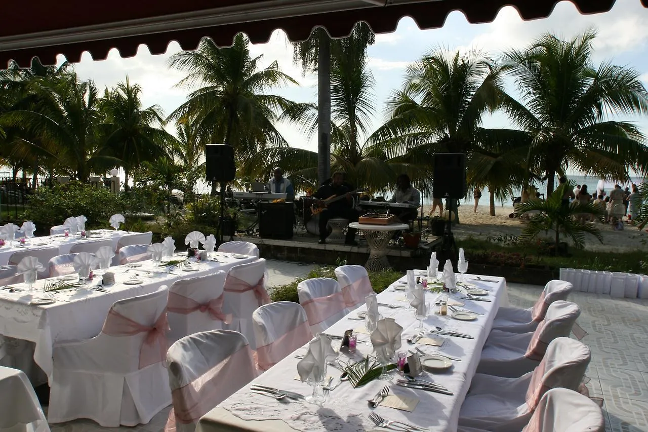 Charela Inn Negril Otel
