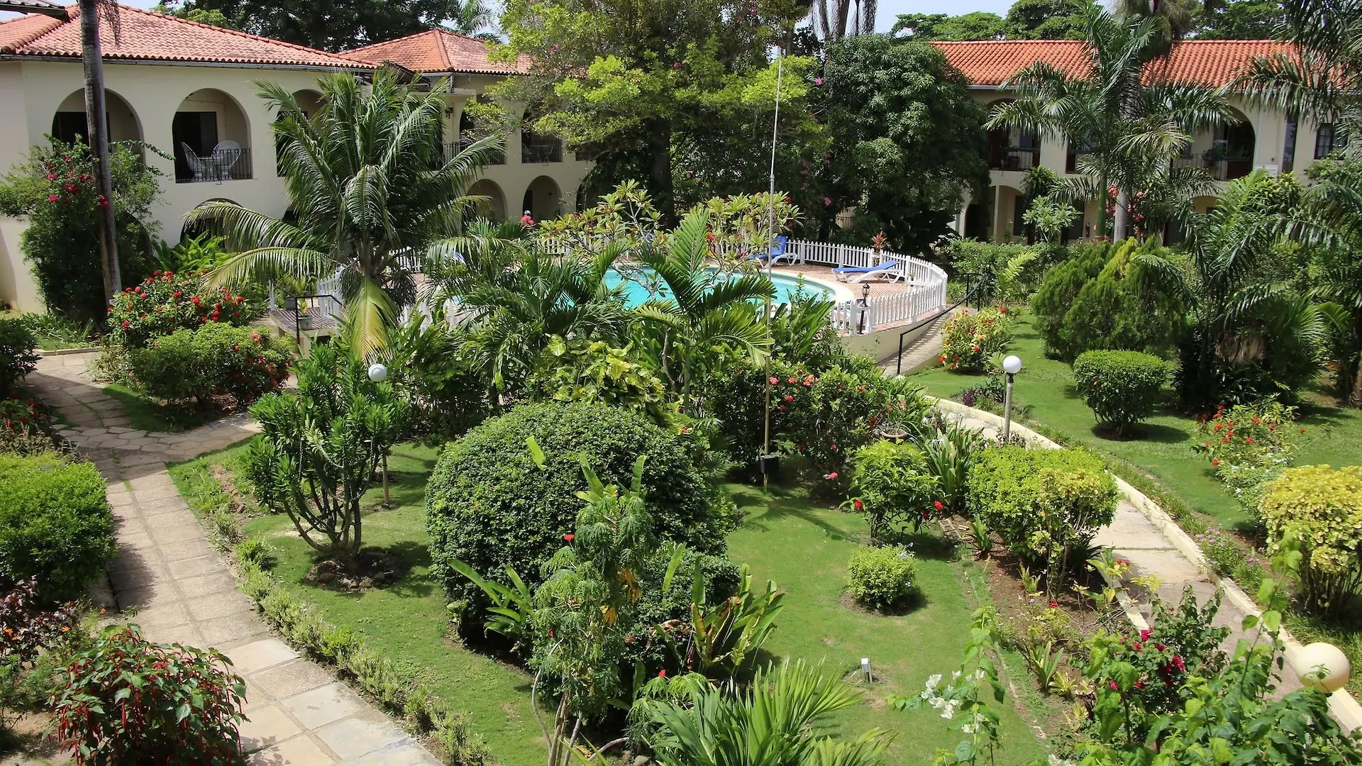 Charela Inn Negril Hotel
